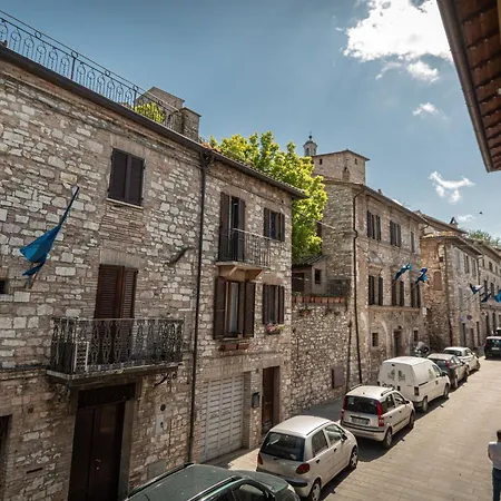 San Gabriele Nocleg ze śniadaniem 3*