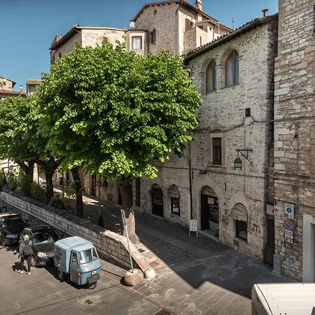 San Gabriele Nocleg ze śniadaniem 3*